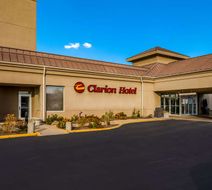 Quality Inn Exterior