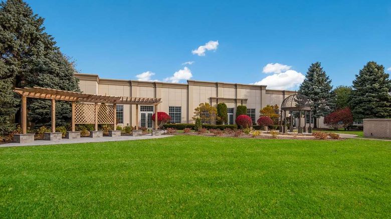 <b>Quality Inn Exterior</b>. Images powered by <a href="https://iceportal.shijigroup.com/" title="IcePortal" target="_blank">IcePortal</a>.
