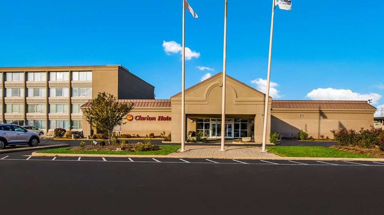 Quality Inn Exterior