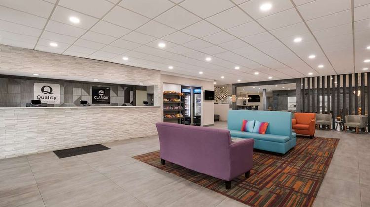 Quality Inn Lobby
