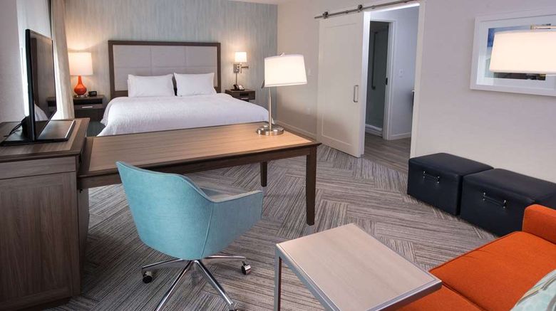 <b>Chateau Fredericton Trademark Coll Room</b>. Images powered by <a href="https://iceportal.shijigroup.com/" title="IcePortal" target="_blank">IcePortal</a>.