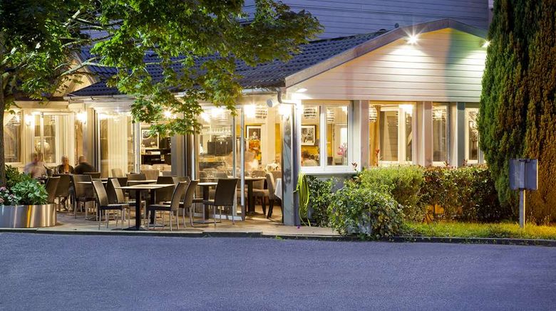 Hotel Acadie Les Ulis Exterior. Images powered by <a href="https://iceportal.shijigroup.com" target="_blank" rel="noopener">Ice Portal</a>.