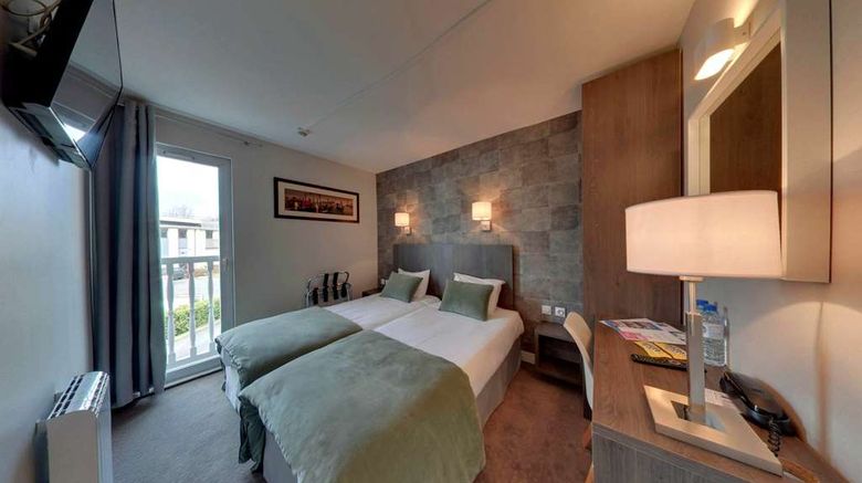 <b>Hotel Acadie Les Ulis Room</b>. Images powered by <a href="https://iceportal.shijigroup.com/" title="IcePortal" target="_blank">IcePortal</a>.
