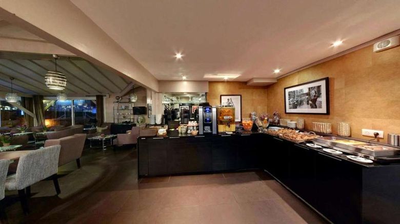 <b>Hotel Acadie Les Ulis Restaurant</b>. Images powered by <a href="https://iceportal.shijigroup.com/" title="IcePortal" target="_blank">IcePortal</a>.