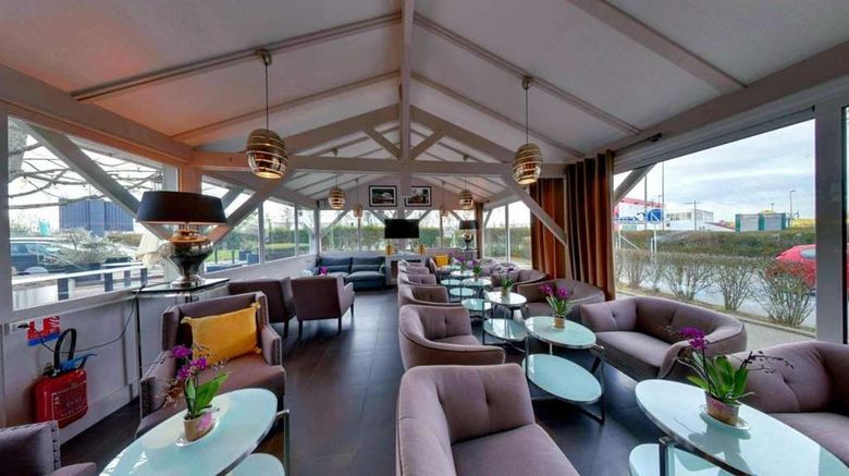 <b>Hotel Acadie Les Ulis Restaurant</b>. Images powered by <a href="https://iceportal.shijigroup.com/" title="IcePortal" target="_blank">IcePortal</a>.