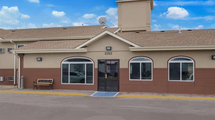 Econo Lodge Exterior