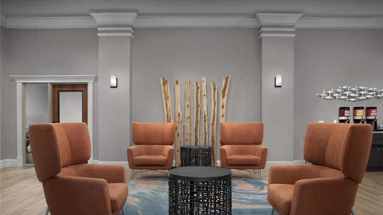 <b>Hampton Inn Lauderdale Downtown Las Olas Lobby</b>. Images powered by <a href="https://iceportal.shijigroup.com/" title="IcePortal" target="_blank">IcePortal</a>.