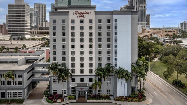 Hampton Inn Lauderdale Downtown Las Olas Exterior