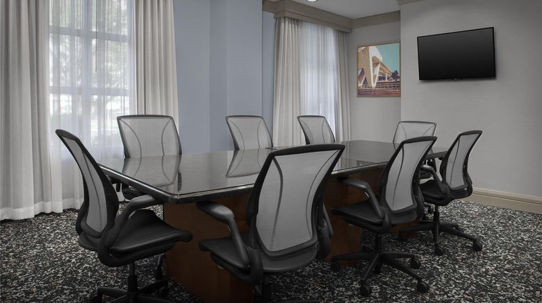 <b>Hampton Inn Lauderdale Downtown Las Olas Meeting</b>. Images powered by <a href="https://iceportal.shijigroup.com/" title="IcePortal" target="_blank">IcePortal</a>.