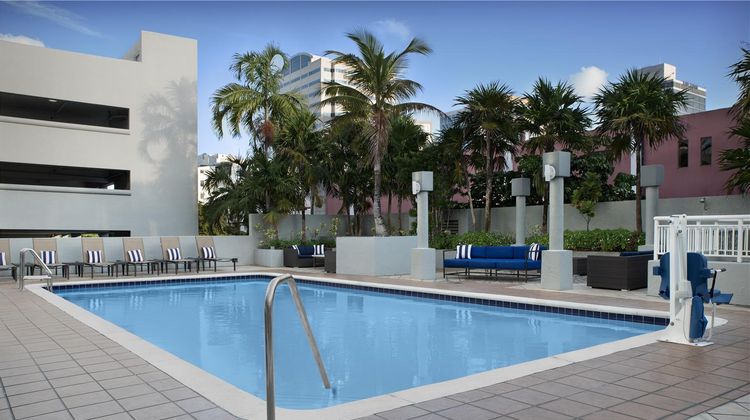 Hampton Inn Lauderdale Downtown Las Olas Pool