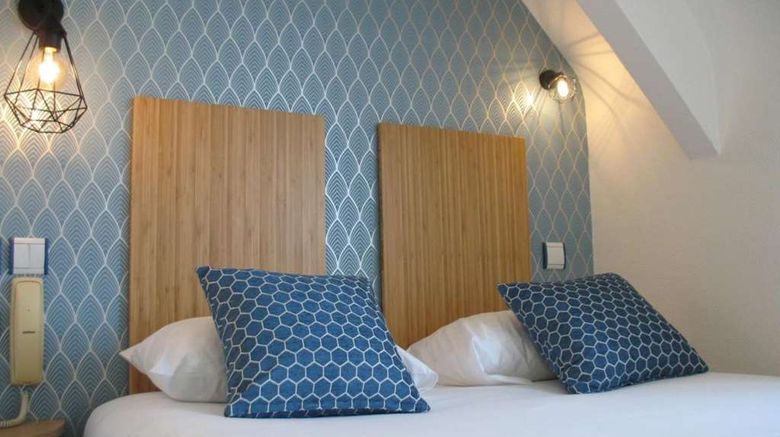 <b>Hotel De Caen Room</b>. Images powered by <a href="https://iceportal.shijigroup.com/" title="IcePortal" target="_blank">IcePortal</a>.
