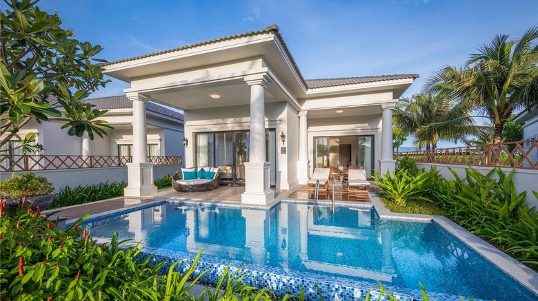 <b>Melia Vinpearl Cam Ranh Beach Resort Room</b>. Images powered by <a href="https://iceportal.shijigroup.com/" title="IcePortal" target="_blank">IcePortal</a>.