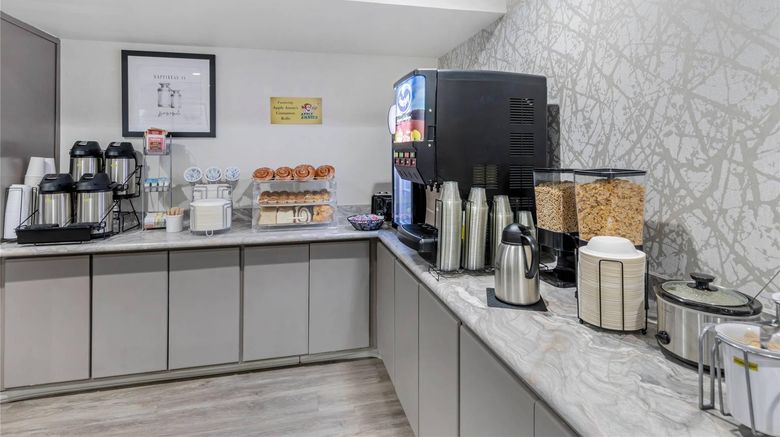 <b>Hillstone Inn, Ascend Hotel Collection Restaurant</b>. Images powered by <a href="https://iceportal.shijigroup.com/" title="IcePortal" target="_blank">IcePortal</a>.
