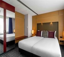 Ramada by Wyndham Essen Room