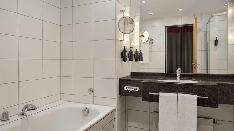 Ramada by Wyndham Essen Suite