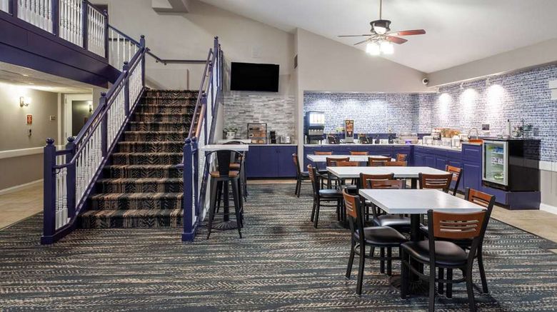 <b>AmericInn by Wyndham Peoria Other</b>. Images powered by <a href="https://iceportal.shijigroup.com/" title="IcePortal" target="_blank">IcePortal</a>.