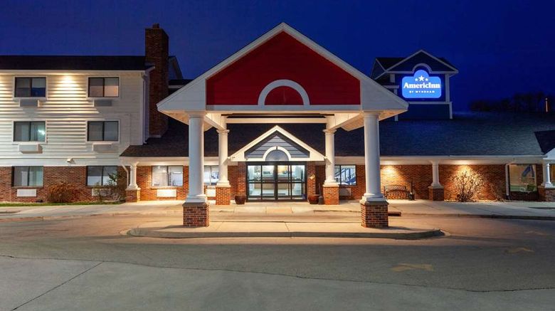<b>AmericInn by Wyndham Peoria Exterior</b>. Images powered by <a href="https://iceportal.shijigroup.com/" title="IcePortal" target="_blank">IcePortal</a>.