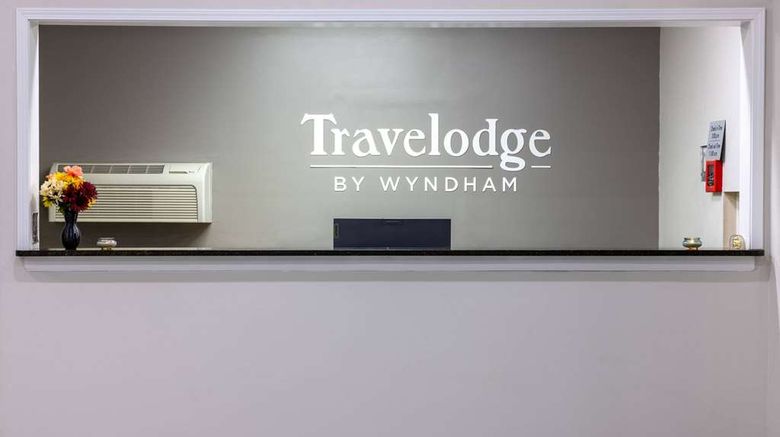 <b>Travelodge by Wyndham Kingsland Lobby</b>. Images powered by <a href="https://iceportal.shijigroup.com/" title="IcePortal" target="_blank">IcePortal</a>.