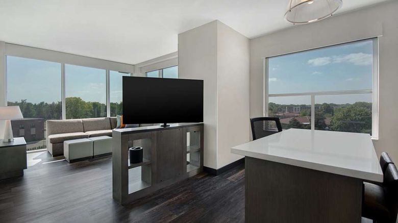 <b>Hyatt House Mall of America/MSP Airport Suite</b>. Images powered by <a href="https://iceportal.shijigroup.com/" title="IcePortal" target="_blank">IcePortal</a>.