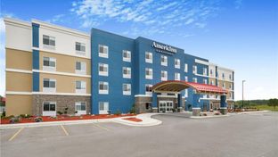 AmericInn by Wyndham International Falls