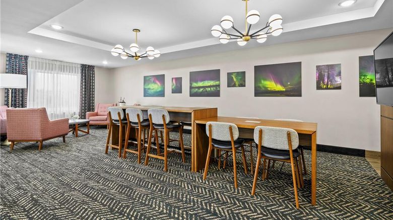 <b>AmericInn by Wyndham International Falls Lobby</b>. Images powered by <a href="https://iceportal.shijigroup.com/" title="IcePortal" target="_blank">IcePortal</a>.