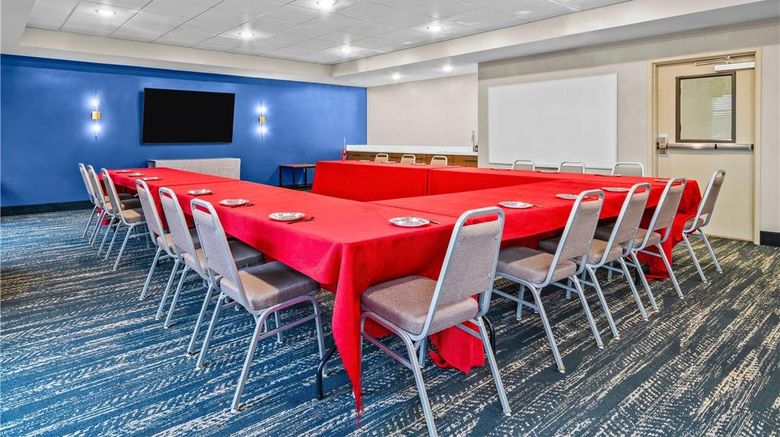 <b>AmericInn by Wyndham International Falls Meeting</b>. Images powered by <a href="https://iceportal.shijigroup.com/" title="IcePortal" target="_blank">IcePortal</a>.