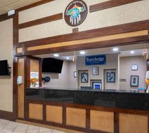 Travelodge by Wyndham Prince Albert Lobby