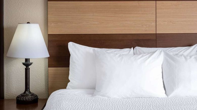 <b>AmericInn by Wyndham Cedar Rapids North Suite</b>. Images powered by <a href="https://iceportal.shijigroup.com/" title="IcePortal" target="_blank">IcePortal</a>.