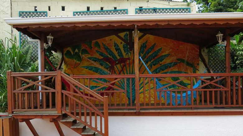 <b>La Maison Creole Pool</b>. Images powered by <a href="https://iceportal.shijigroup.com/" title="IcePortal" target="_blank">IcePortal</a>.
