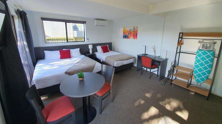 <b>Christchurch City Park Motel Suite</b>. Images powered by <a href="https://iceportal.shijigroup.com/" title="IcePortal" target="_blank">IcePortal</a>.