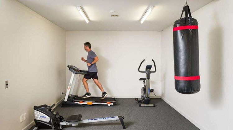 Carnmore Hotel Takapuna Health