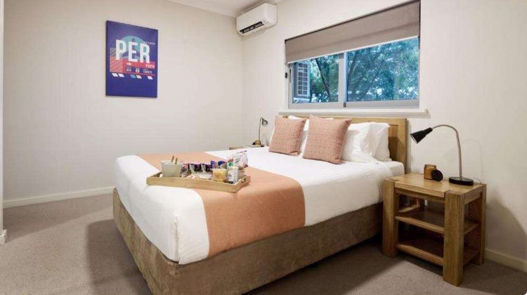 Airport Apartments By Vetroblu Room