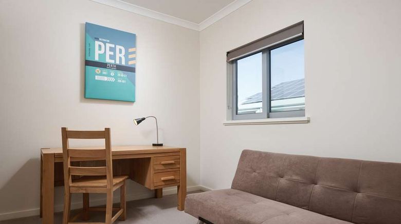 <b>Airport Apartments By Vetroblu Room</b>. Images powered by <a href="https://iceportal.shijigroup.com/" title="IcePortal" target="_blank">IcePortal</a>.