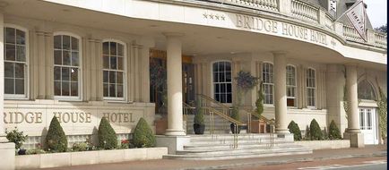 Bridge House Hotel Exterior