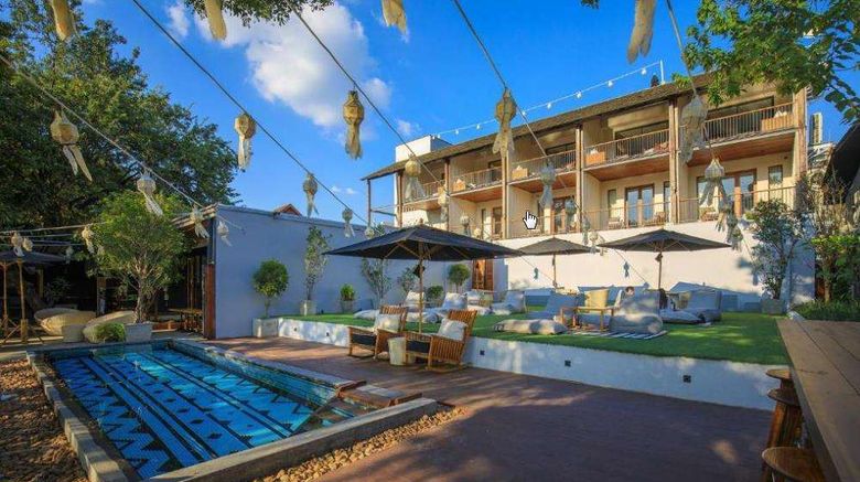 <b>Sala Lanna Chiang Mai Pool</b>. Images powered by <a href="https://iceportal.shijigroup.com/" title="IcePortal" target="_blank">IcePortal</a>.