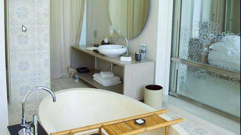 <b>SALA Phuket Resort & Spa Room</b>. Images powered by <a href="https://iceportal.shijigroup.com/" title="IcePortal" target="_blank">IcePortal</a>.