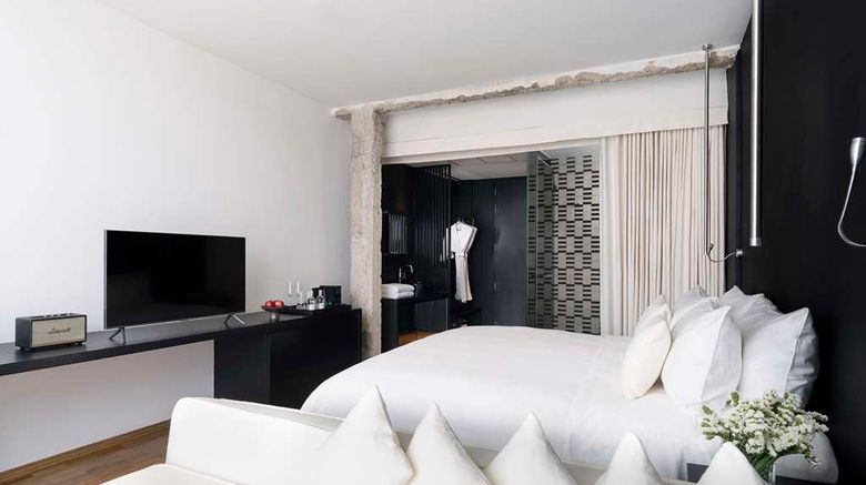 <b>Sala Rattanakosin Bangkok Room</b>. Images powered by <a href="https://iceportal.shijigroup.com/" title="IcePortal" target="_blank">IcePortal</a>.