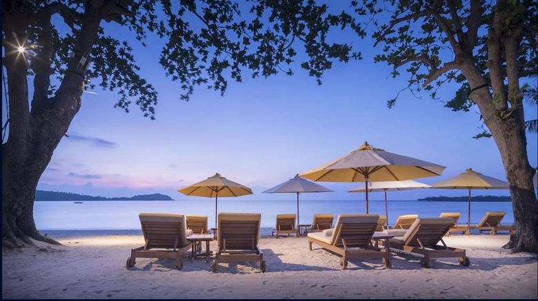 <b>SALA Chaweng Beach Resort & Spa Beach</b>. Images powered by <a href="https://iceportal.shijigroup.com/" title="IcePortal" target="_blank">IcePortal</a>.