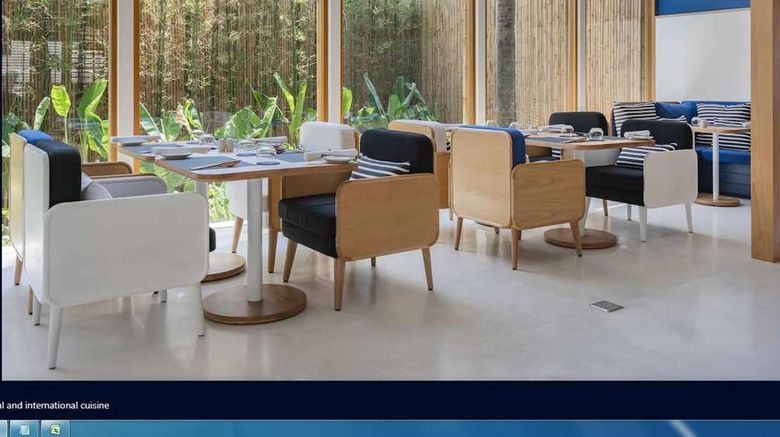 <b>SALA Chaweng Beach Resort & Spa Restaurant</b>. Images powered by <a href="https://iceportal.shijigroup.com/" title="IcePortal" target="_blank">IcePortal</a>.