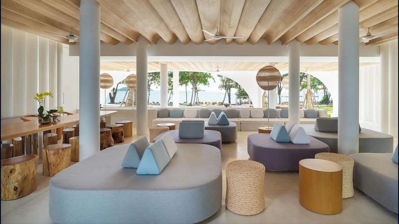 <b>SALA Chaweng Beach Resort & Spa Lobby</b>. Images powered by <a href="https://iceportal.shijigroup.com/" title="IcePortal" target="_blank">IcePortal</a>.