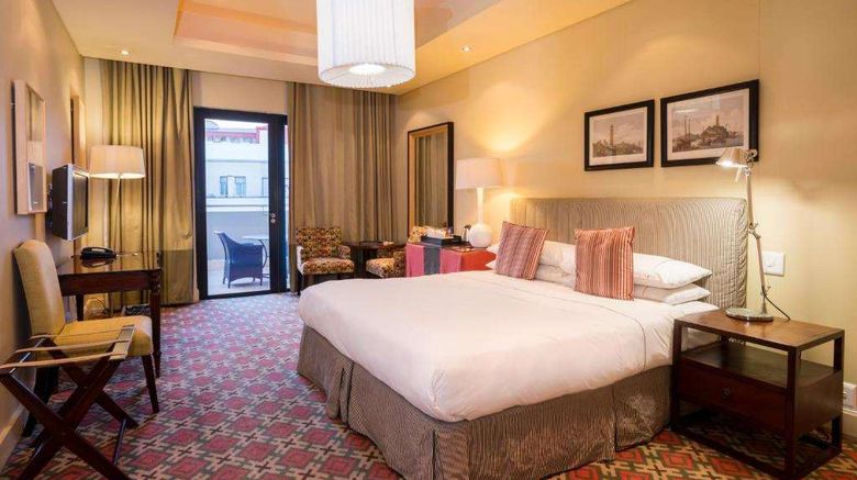 <b>Royal Palm Hotel Suite</b>. Images powered by <a href="https://iceportal.shijigroup.com/" title="IcePortal" target="_blank">IcePortal</a>.