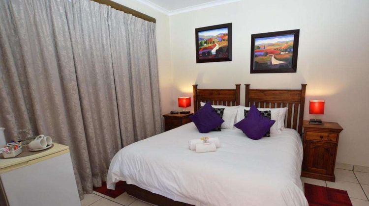 Balmoral Lodge Room
