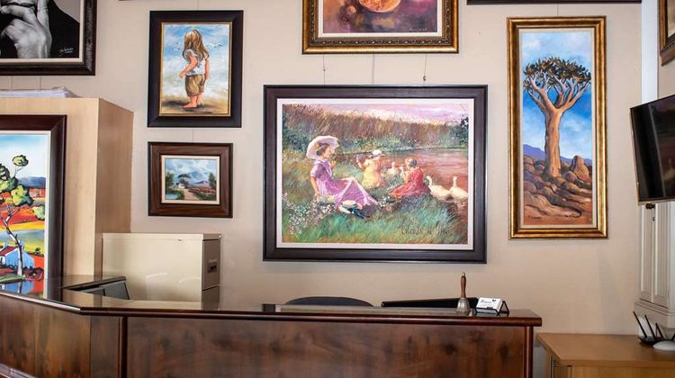 Balmoral Lodge Lobby