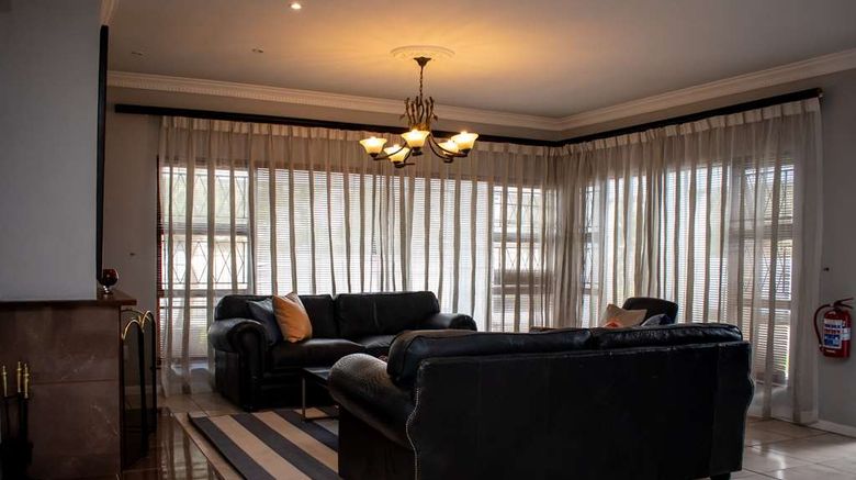 <b>Balmoral Lodge Lobby</b>. Images powered by <a href="https://iceportal.shijigroup.com/" title="IcePortal" target="_blank">IcePortal</a>.