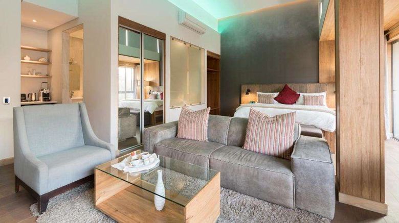 <b>Menlyn Boutique Hotel Suite</b>. Images powered by <a href="https://iceportal.shijigroup.com/" title="IcePortal" target="_blank">IcePortal</a>.