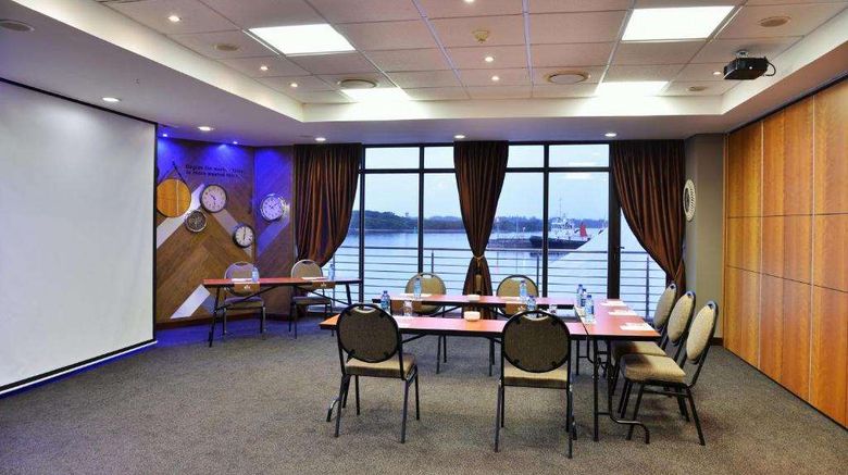 <b>BON Hotel Waterfront Richards Bay Meeting</b>. Images powered by <a href="https://iceportal.shijigroup.com/" title="IcePortal" target="_blank">IcePortal</a>.