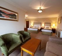 Bracken Court Hotel Room