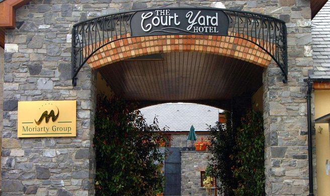 The Court Yard Hotel Exterior