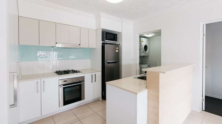 Gabba Central Apartments Room
