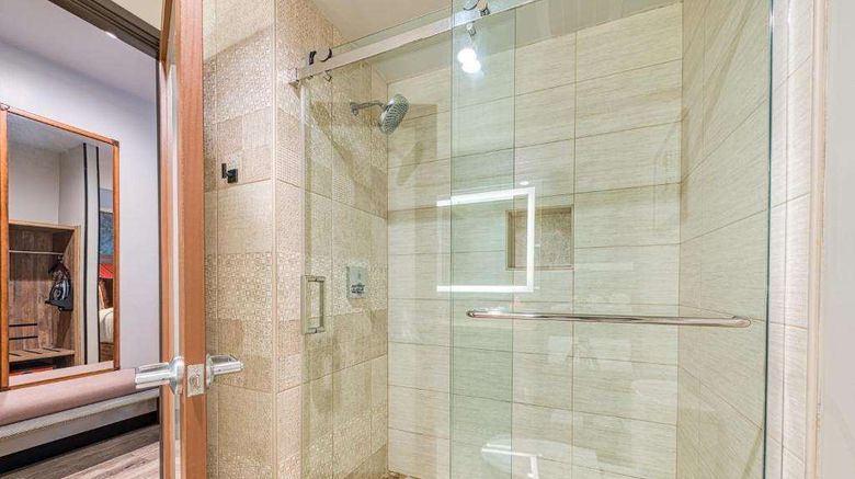 <b>Hotel Lexen Newhall Room</b>. Images powered by <a href="https://iceportal.shijigroup.com/" title="IcePortal" target="_blank">IcePortal</a>.